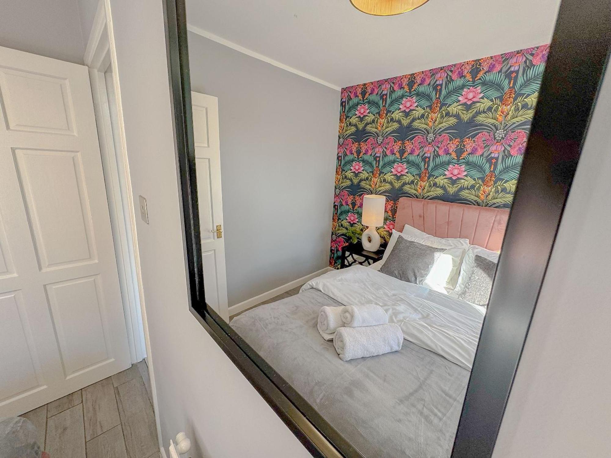 Modern House In Central Oxford Parking-Limited Экстерьер фото