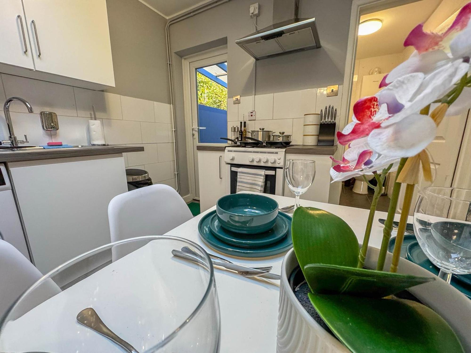 Modern House In Central Oxford Parking-Limited Экстерьер фото